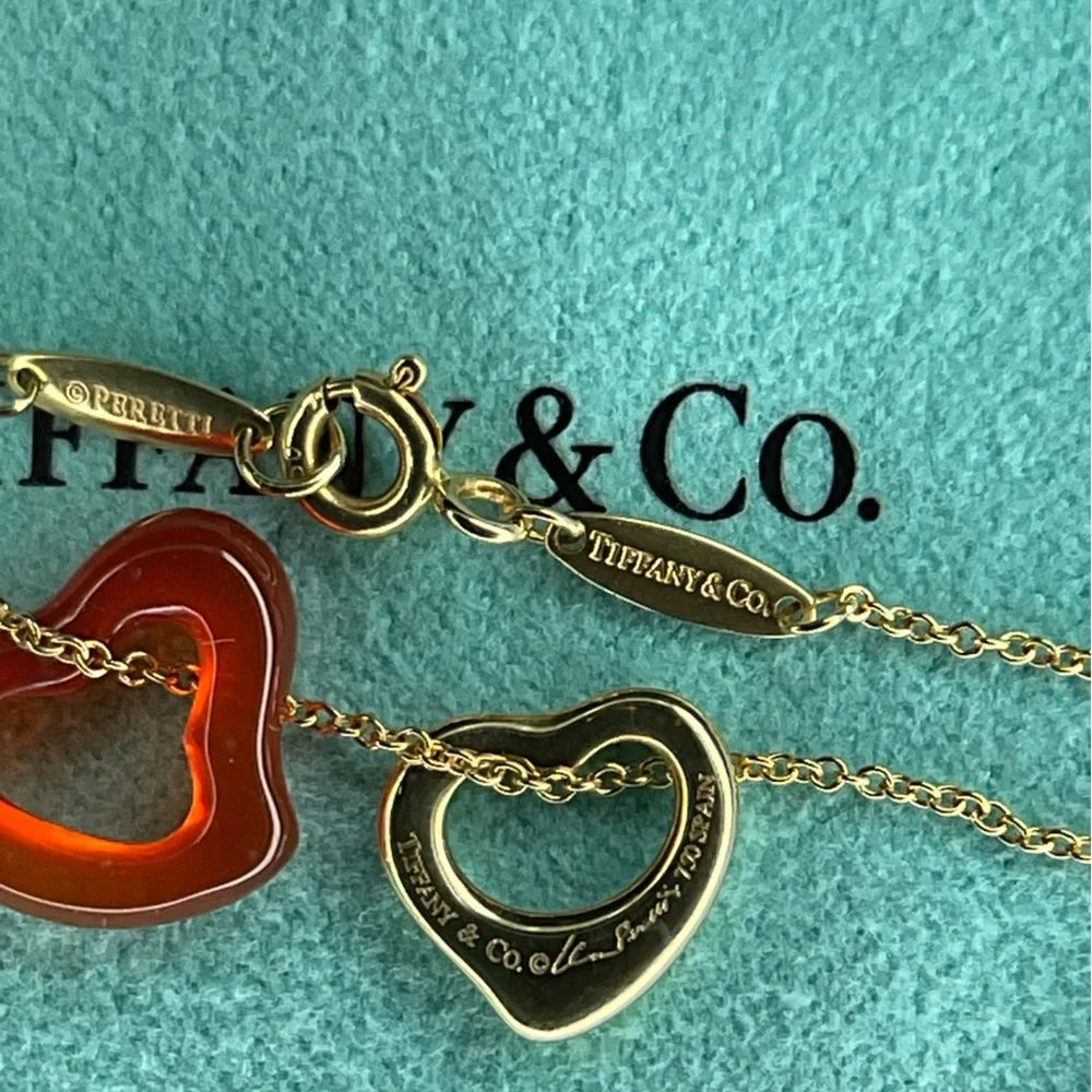 Tiffany Double Open Heart Carved Red Carnelian 18K Yellow Gold Necklace 18" - Picture 11 of 15